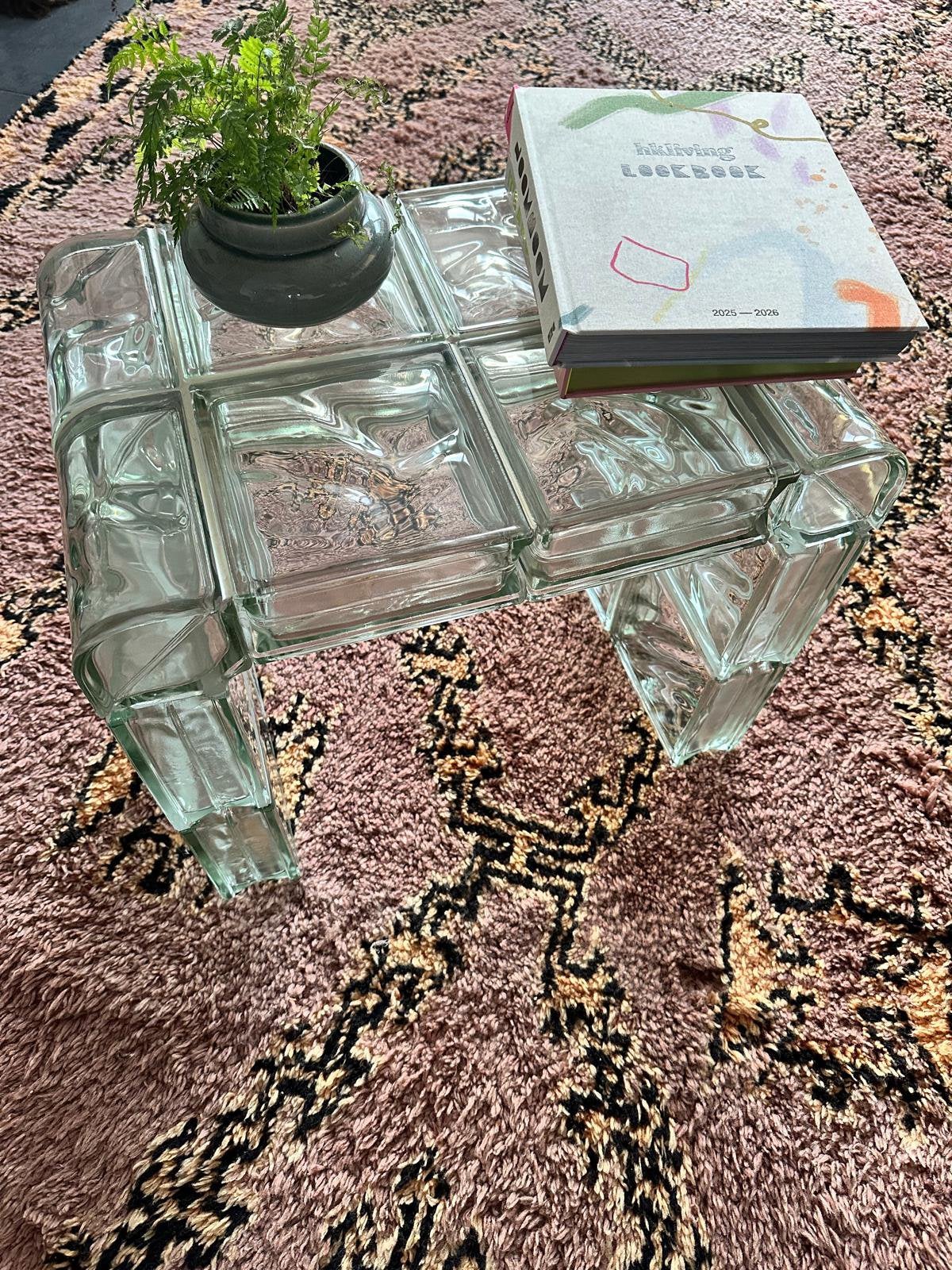 Moderne glazen design bijzettafel, Design, Nieuw, 55 tot 75 cm, Glas