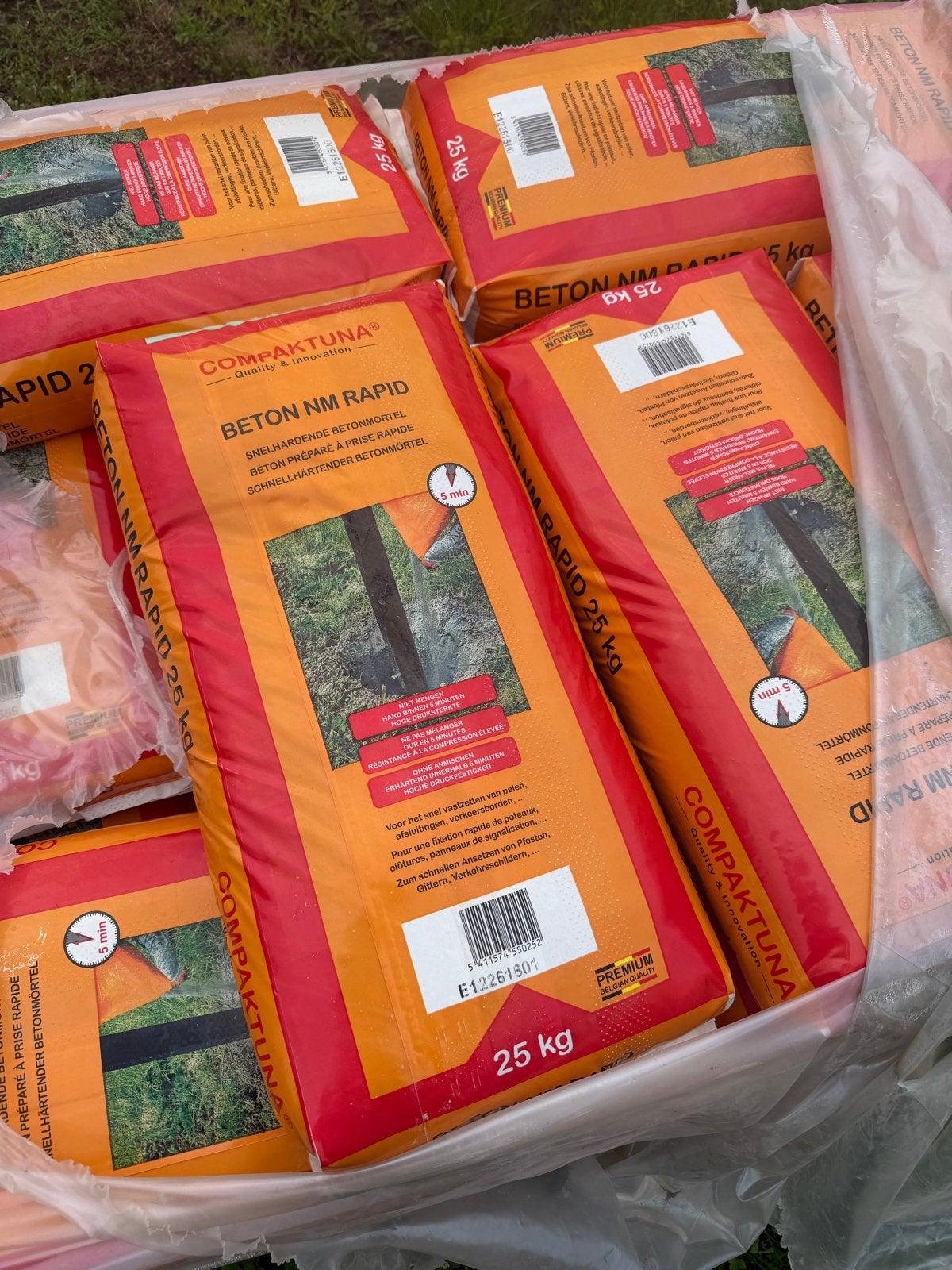 Snelbeton Betonmortel  25 zakken van 25 kg, Ophalen, Nieuw