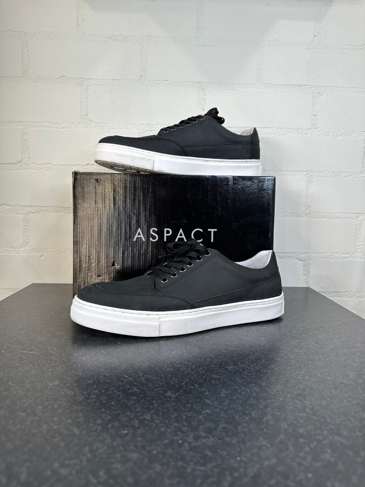 Gloednieuwe Aspact schoenen, Ophalen, Zo goed als nieuw, Zwart