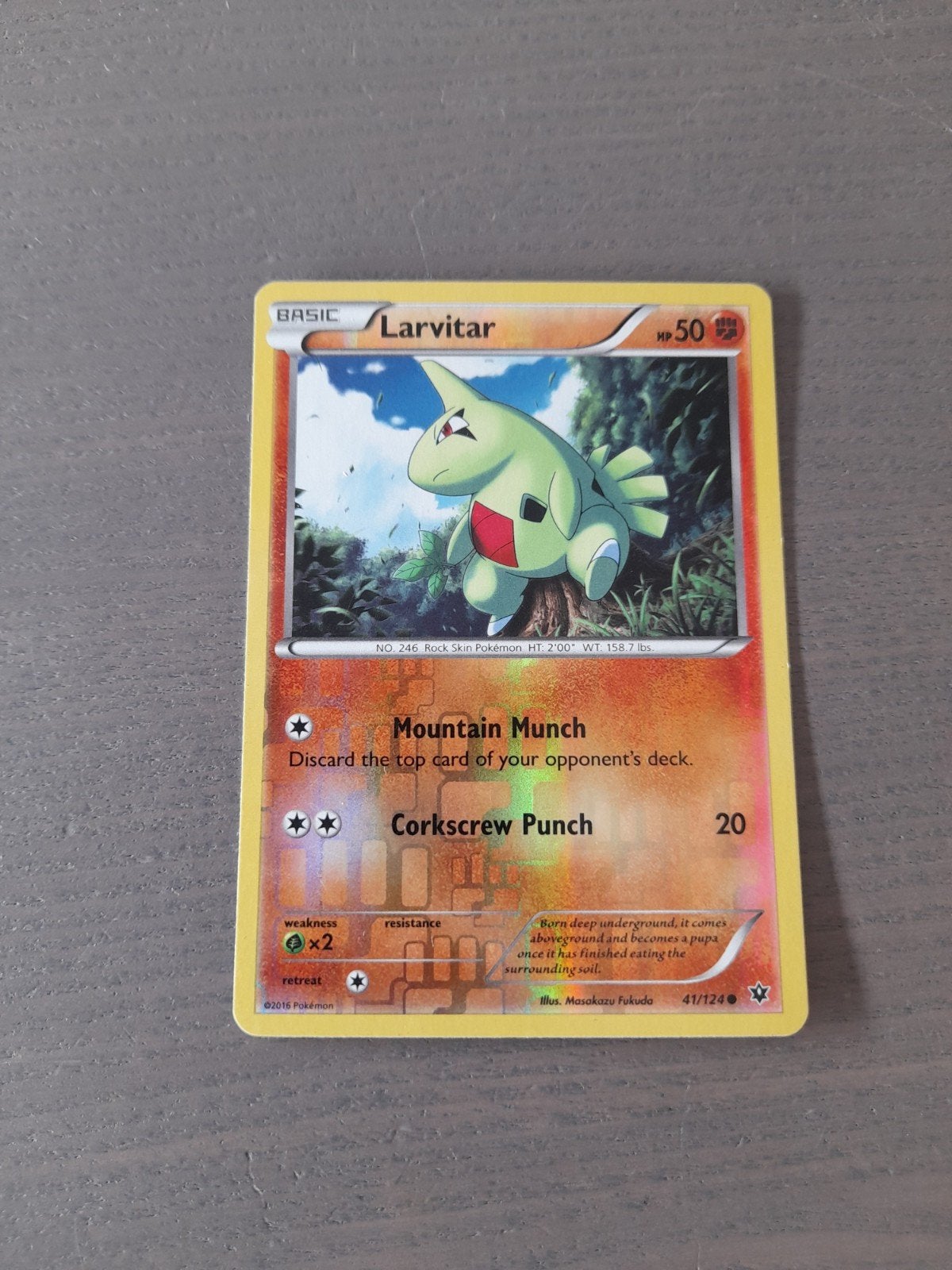 Fates collide 41/124 larvitar reverse, Ophalen of Verzenden, Gebruikt, Losse kaart, Foil