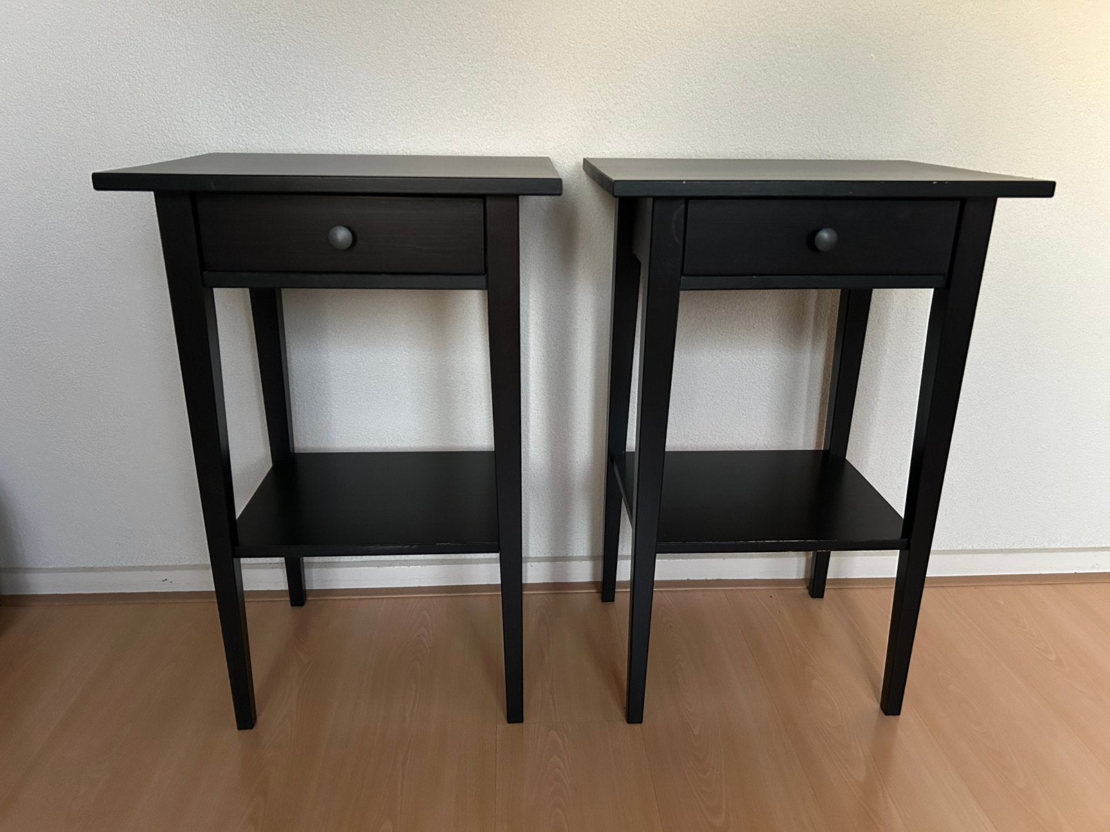 Twee Ikea Nachtkastjes, Ophalen, Zo goed als nieuw, 45 tot 65 cm, 70 cm of meer