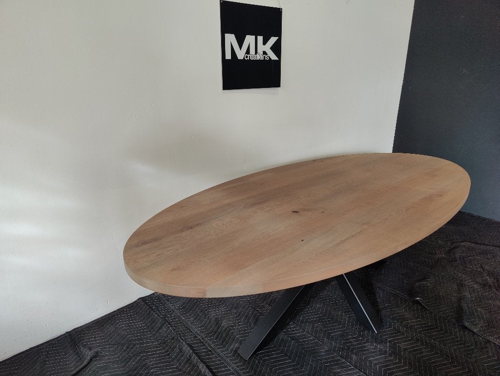 Ovale eettafel showroommodel | Van €1.549 voor €1.149, Huis en Inrichting, Tafels | Eettafels, Ophalen, 100 tot 150 cm, Landelijk