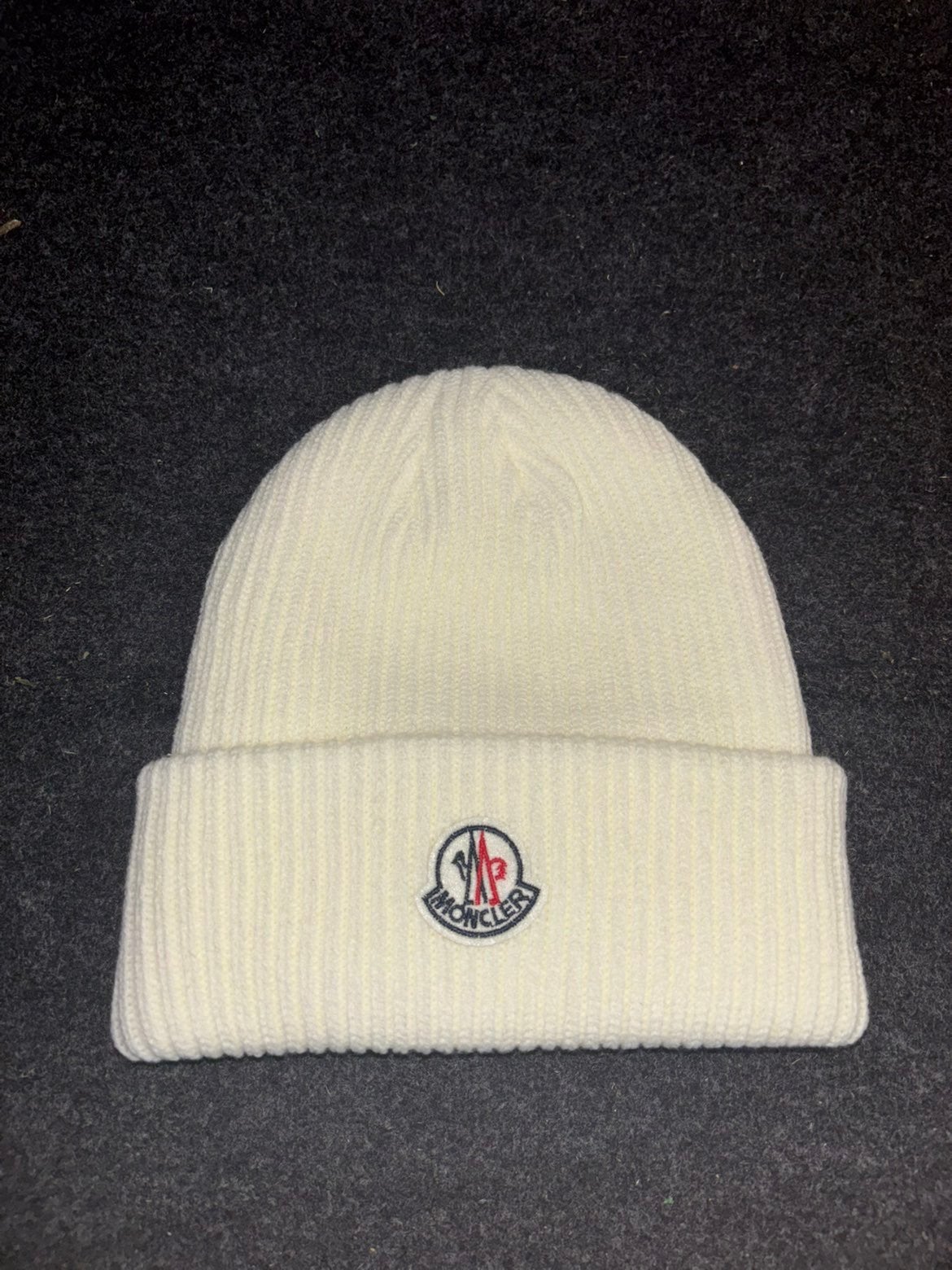 Moncler Muts - Nieuw met label, Moncler, Jongetje of Meisje, Maat 56, Nieuw