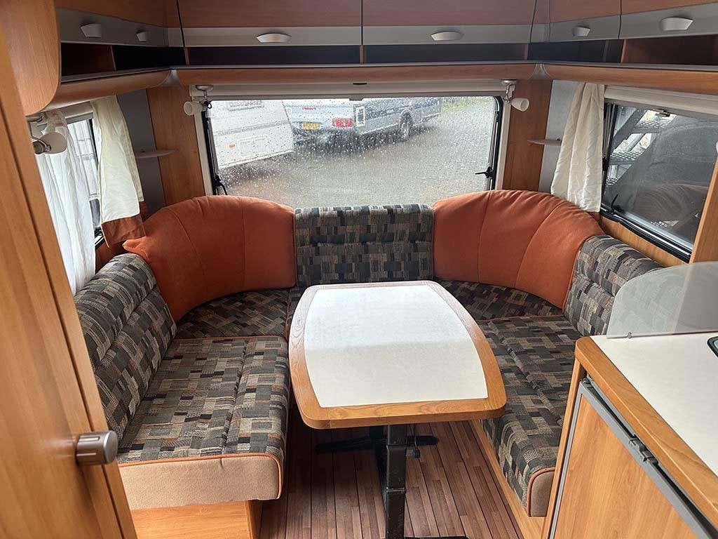 Wilk S4 450 HTD, Met cassette luifel, mover (Zondag open), Kachel, Rondzit, Bedrijf, 4 tot 5 meter