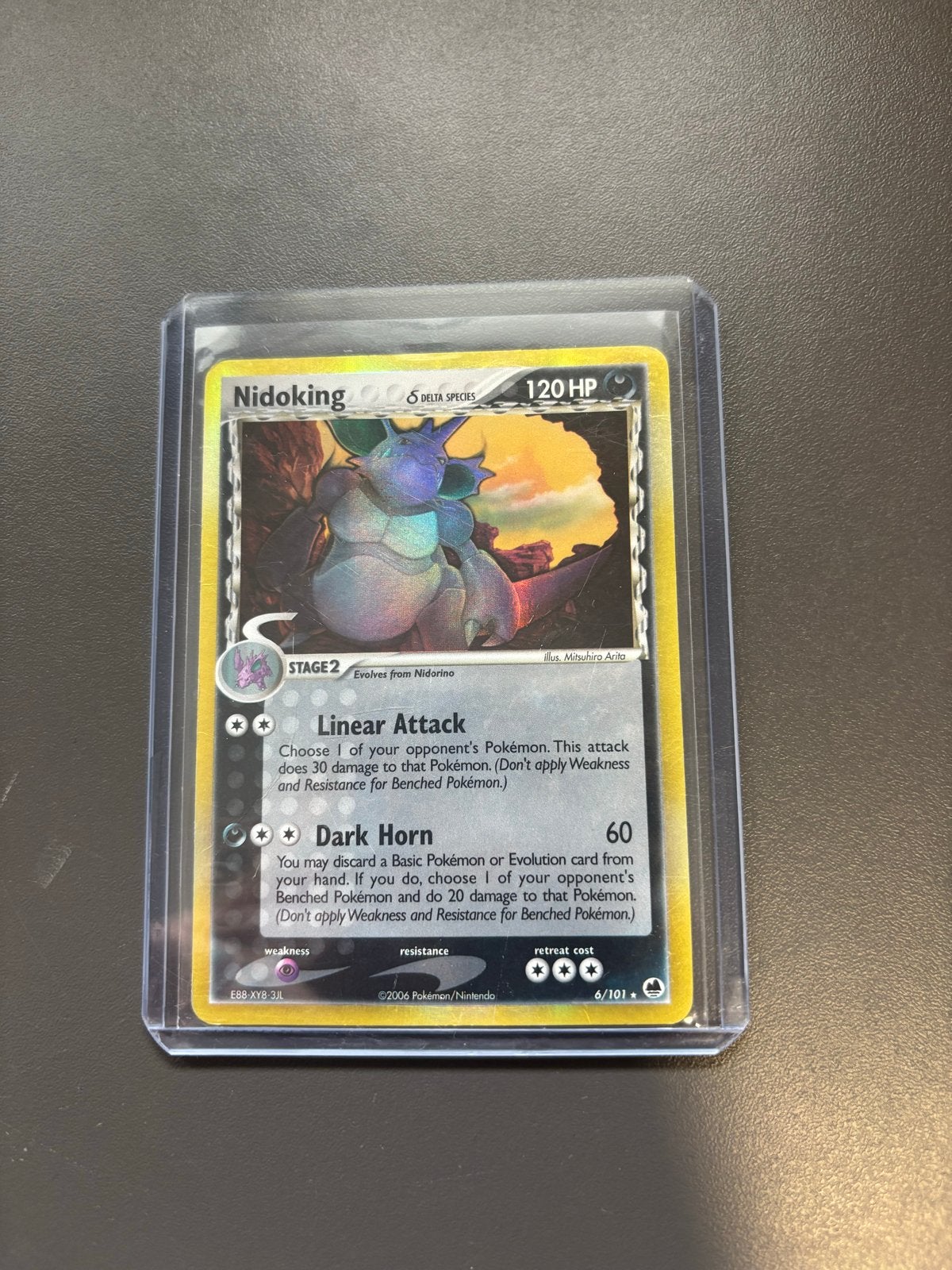 Nidoking Delta Species 6/101 Holo, Ophalen of Verzenden, Zo goed als nieuw, Losse kaart, Foil