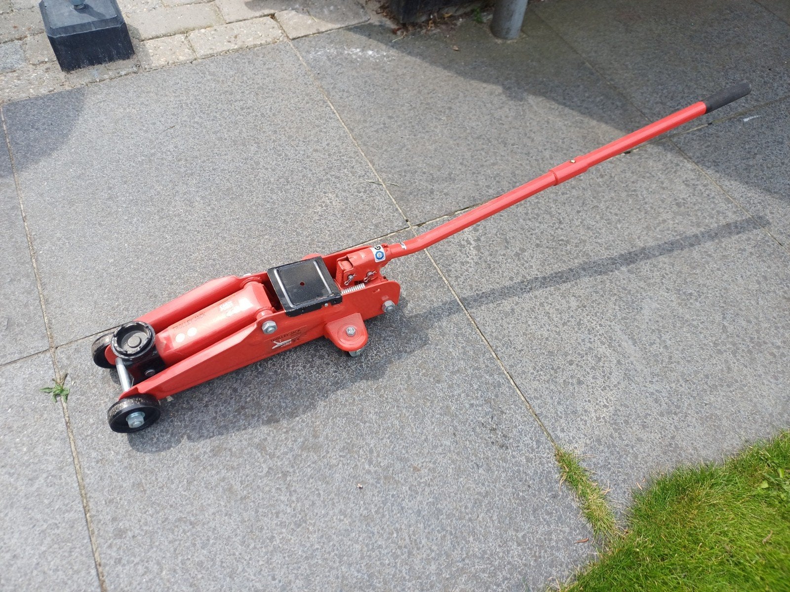 Trolley Jack auto / voertuig krik 2000kg, Auto diversen, Krikken, Ophalen of Verzenden, Gebruikt, Hydraulisch, Garagekrik