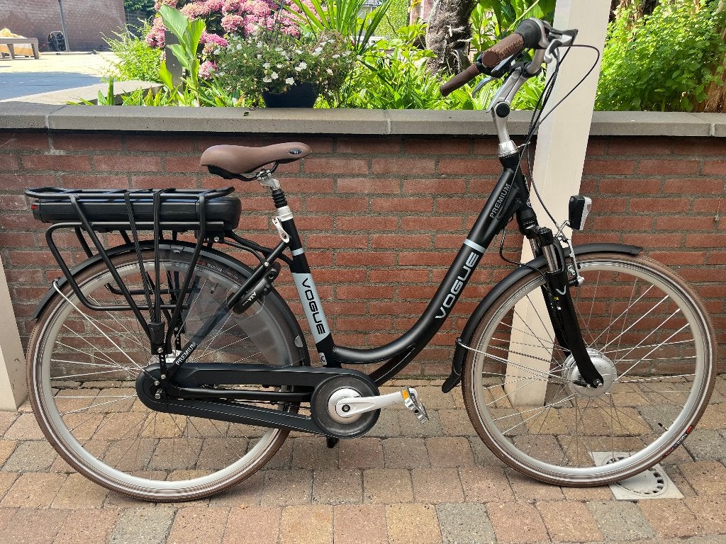 Vogue  elektrische fiets, Zo goed als nieuw, 51 tot 55 cm, 50 km per accu of meer, Ophalen
