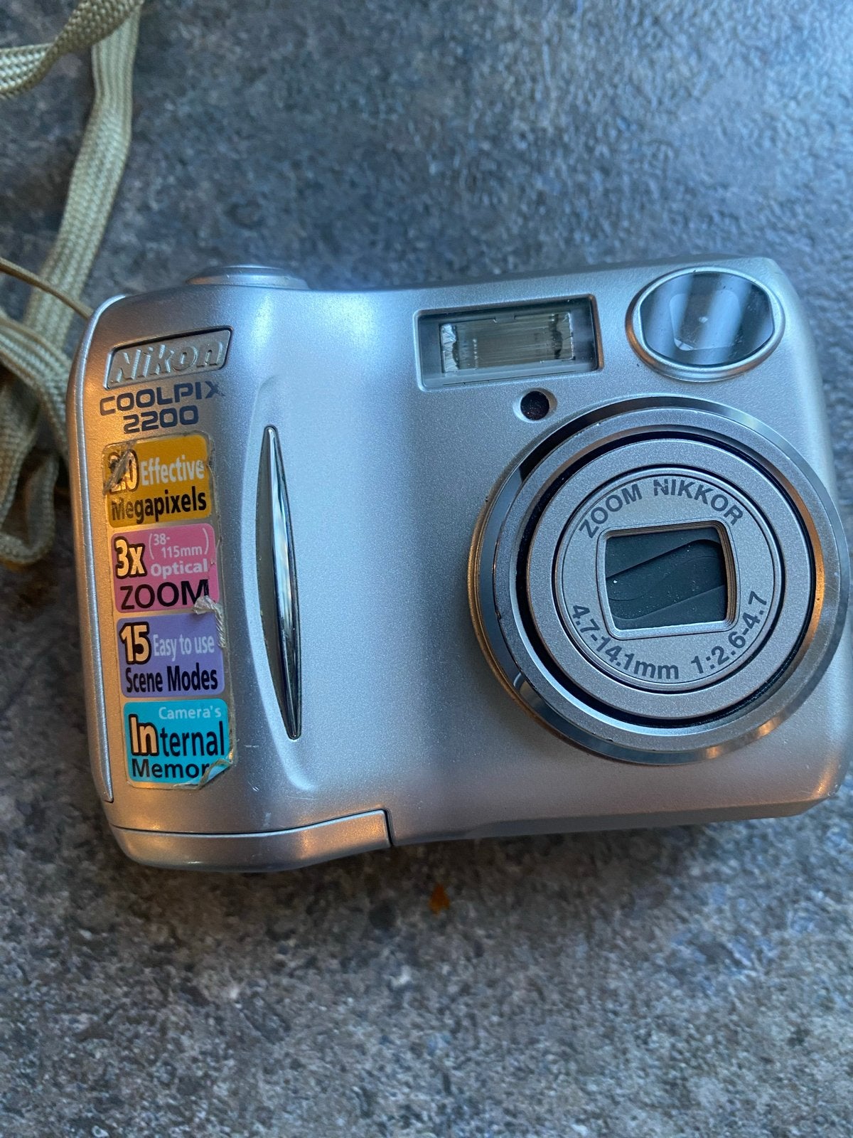 Vintage Nikon Coolpix 2200 Compactcamera met accessoires, Audio, Tv en Foto, Fotocamera's Digitaal, Gebruikt, Ophalen of Verzenden
