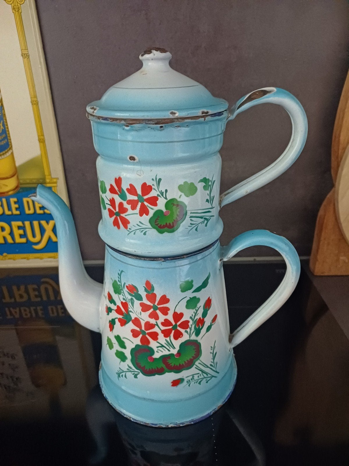 Antieke Franse emaille Koffiepot & filter lichtblauw rood, Verzenden