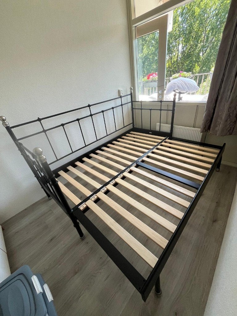 Slapbank Ikea met twee matrassen, Ophalen, 90 cm, Zwart, Tweepersoons