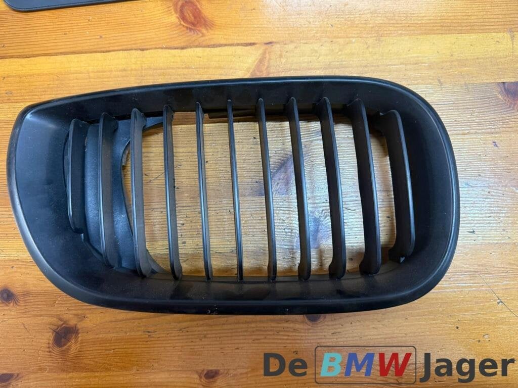 Grill rechts zwart BMW 3-serie Coupé cabrio E46, Auto-onderdelen, Gebruikt, Ophalen of Verzenden, BMW