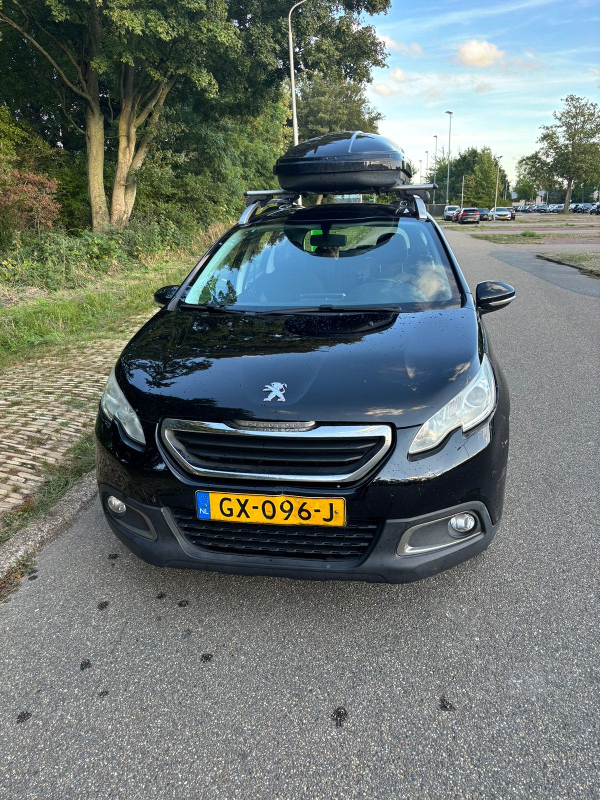 Peugeot 2008 1.2 VTI 60KW/82PK 2015 Zwart, Auto's, Peugeot, Voorwielaandrijving, 450 kg, 1199 cc, 770 kg