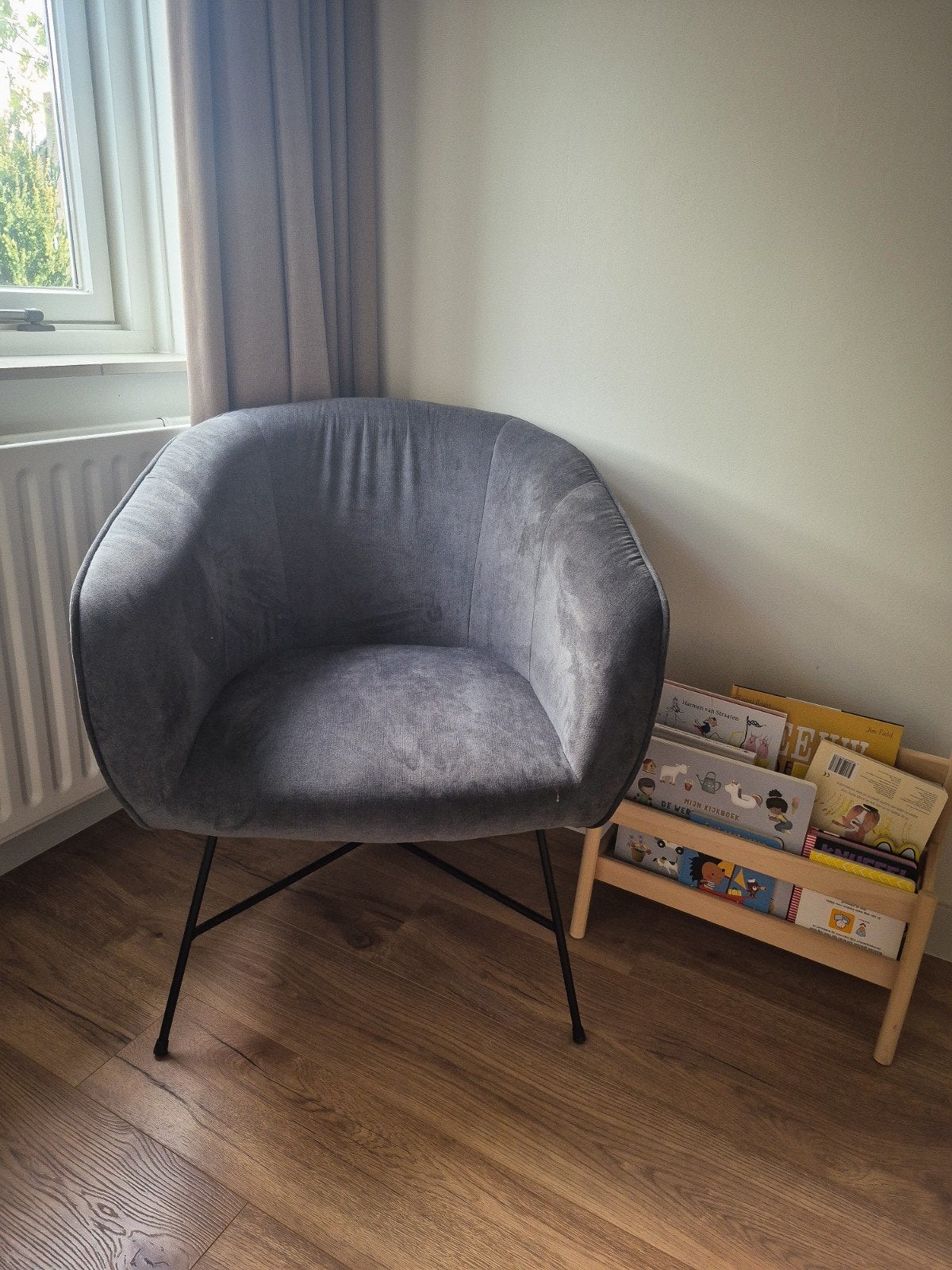 Grijze Fauteuil Jysk | Voedingsstoel | Stoel - zgan, Ophalen, Minder dan 75 cm, Zo goed als nieuw, Metaal