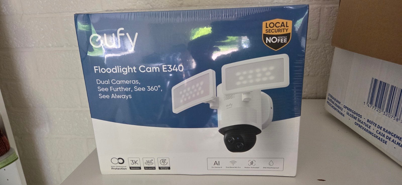 Eufy E340 Floodlight Cam - Nieuw in gesealde doos, Ophalen of Verzenden, Nieuw
