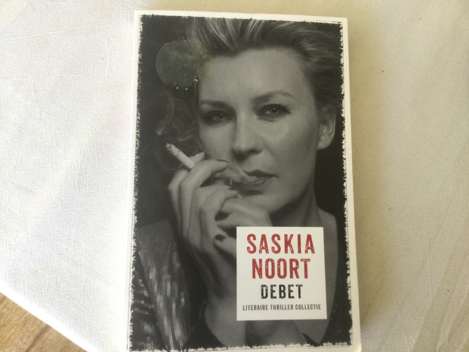 Saskia Noort, Debet, Boeken, Ophalen of Verzenden, Gelezen, Nederland