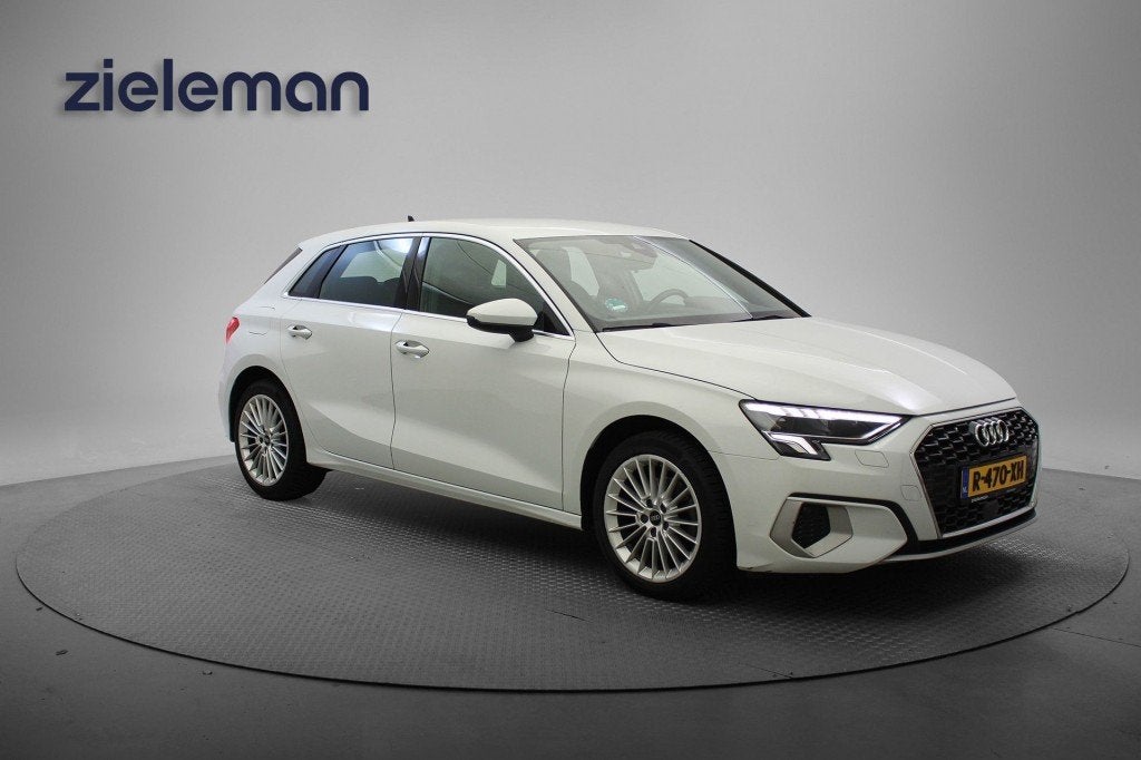 Audi A3 Sportback 30 TFSI Advanced edition Automaat - Digita, Gebruikt, Met garantie (alle), Wit, Origineel Nederlands