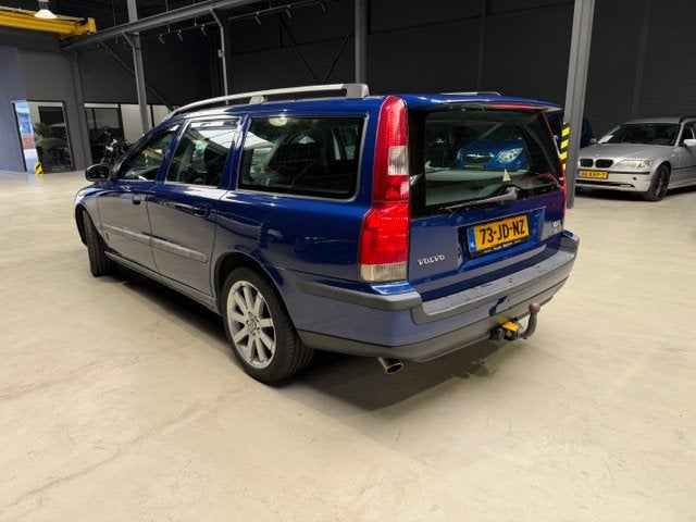 Volvo V70 2.4 T Ocean Race Aut.|Leder|Navi|Cruise, Zwart, Blauw, 2435 cc, 93 €/maand