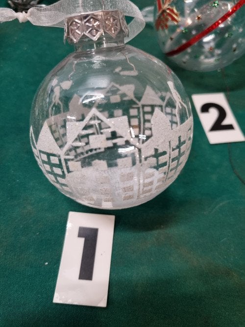 kerstballen doorzichtig vijf stuks verschillende [b192], Diversen, Kerst, Ophalen of Verzenden, 'T Olde Gre-j, Info@toldegrej.nl
