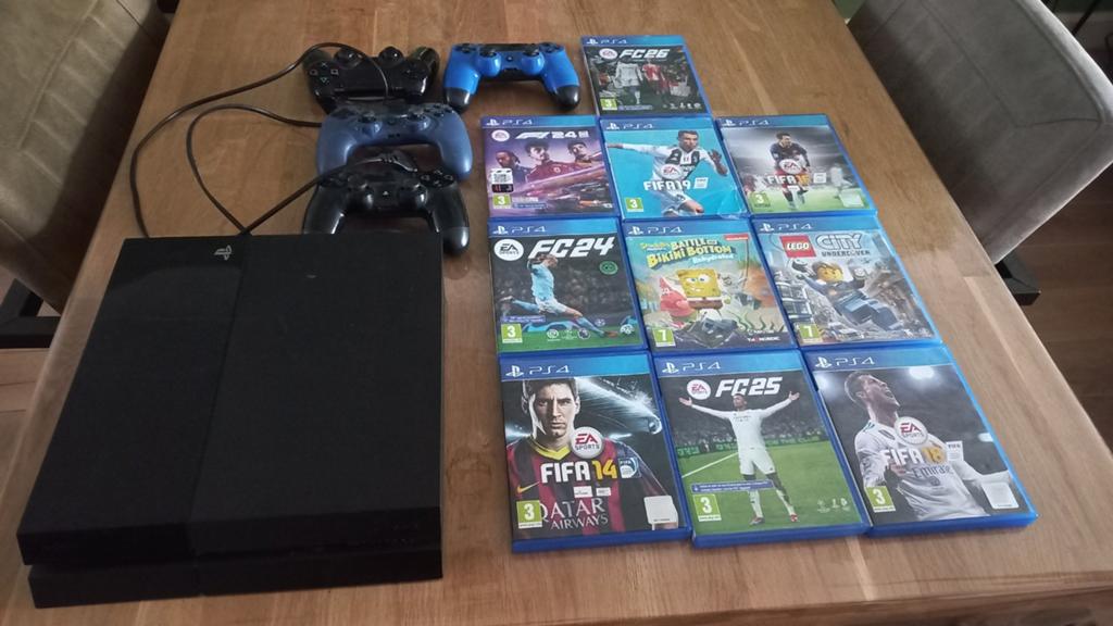 Playstation 4 met spelletjes met 4 controllers €150, Ophalen, Gebruikt, Met 1 controller, Original