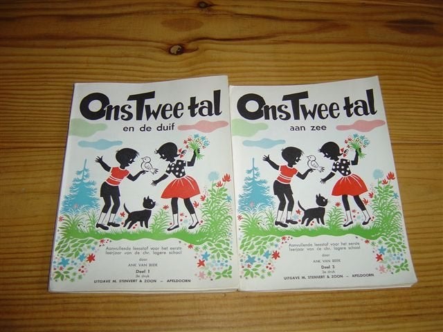 2x  ons tweetal, Ophalen of Verzenden, Gelezen, Fictie algemeen