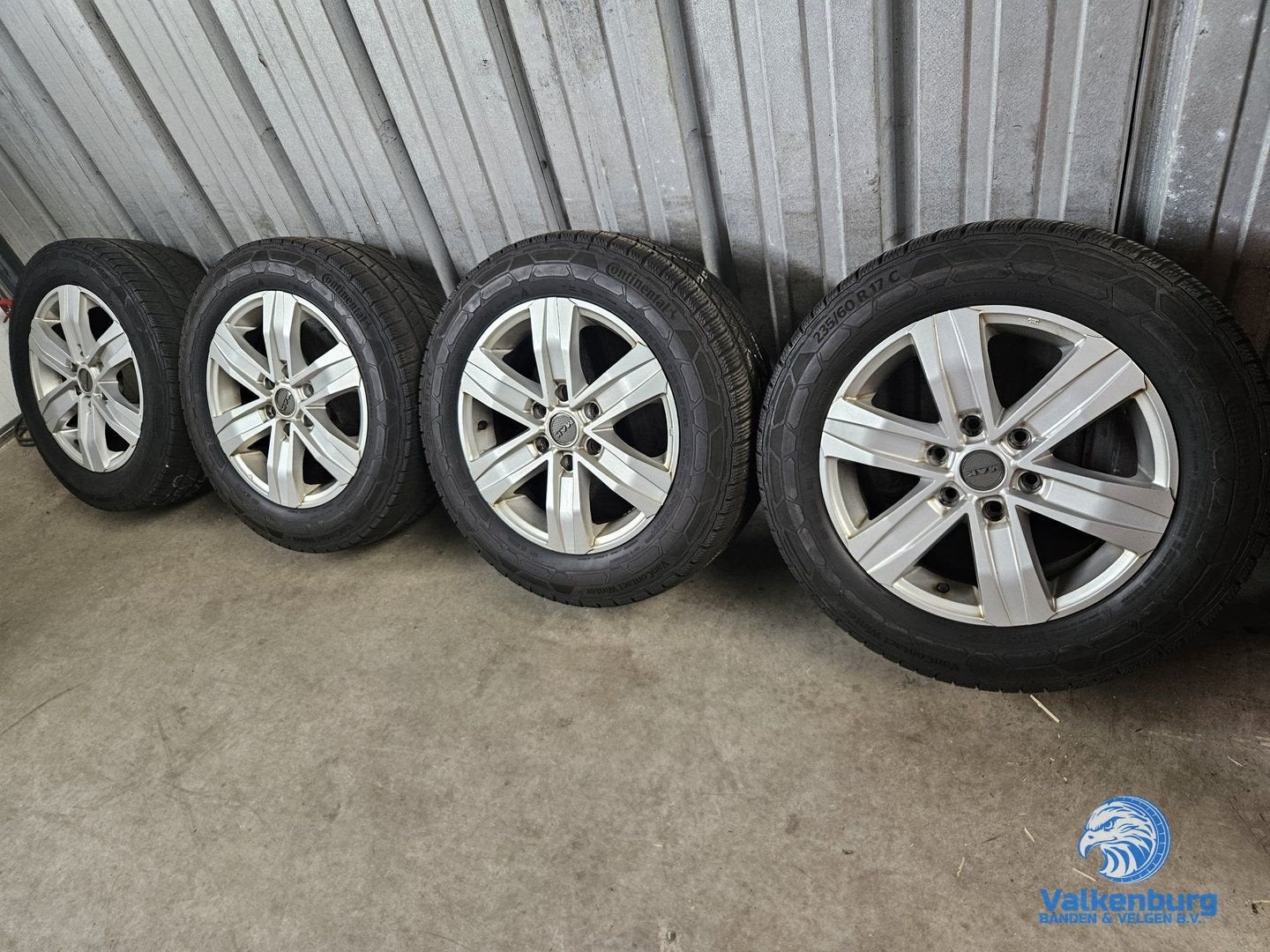 7mm! Mercedes Sprinter B907 B910 B906 17 inch velgen TPMS 6x, -, -, Banden en Velgen, 17 inch