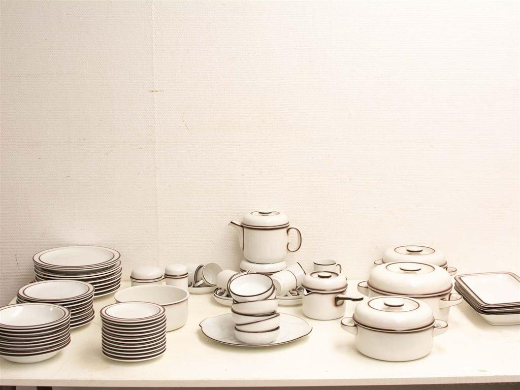 71 delig thomas stenen servies 28444, Huis en Inrichting, Keuken | Servies, Ophalen of Verzenden, Gebruikt, Aardewerk, Bord(en)