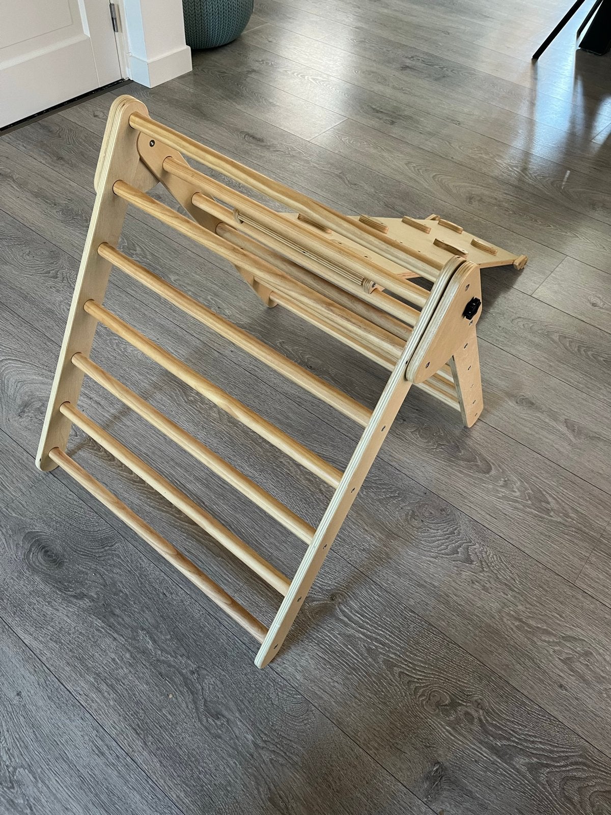 Monkiesori Pikler Driehoek met Glijbaan/Klimplank en tent, Ophalen, Zo goed als nieuw