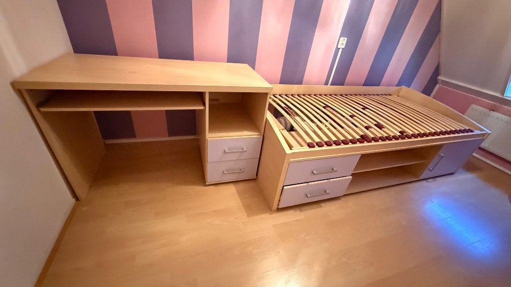 Bed, Ophalen, Gebruikt, 90 cm, 200 cm