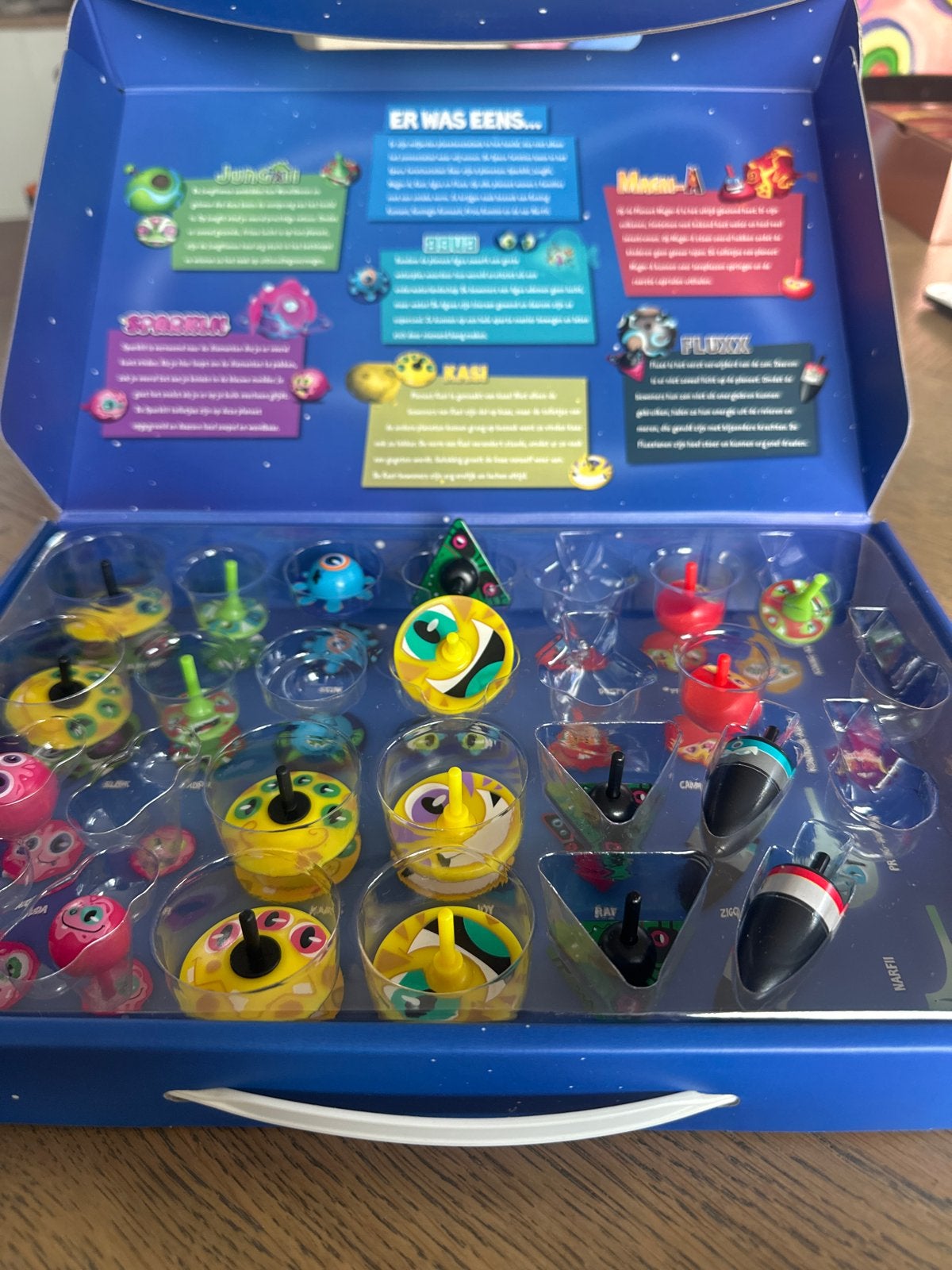 Space Twisties verzamelset - Compleet en als nieuw!, Ophalen of Verzenden, Zo goed als nieuw, Jongen of Meisje