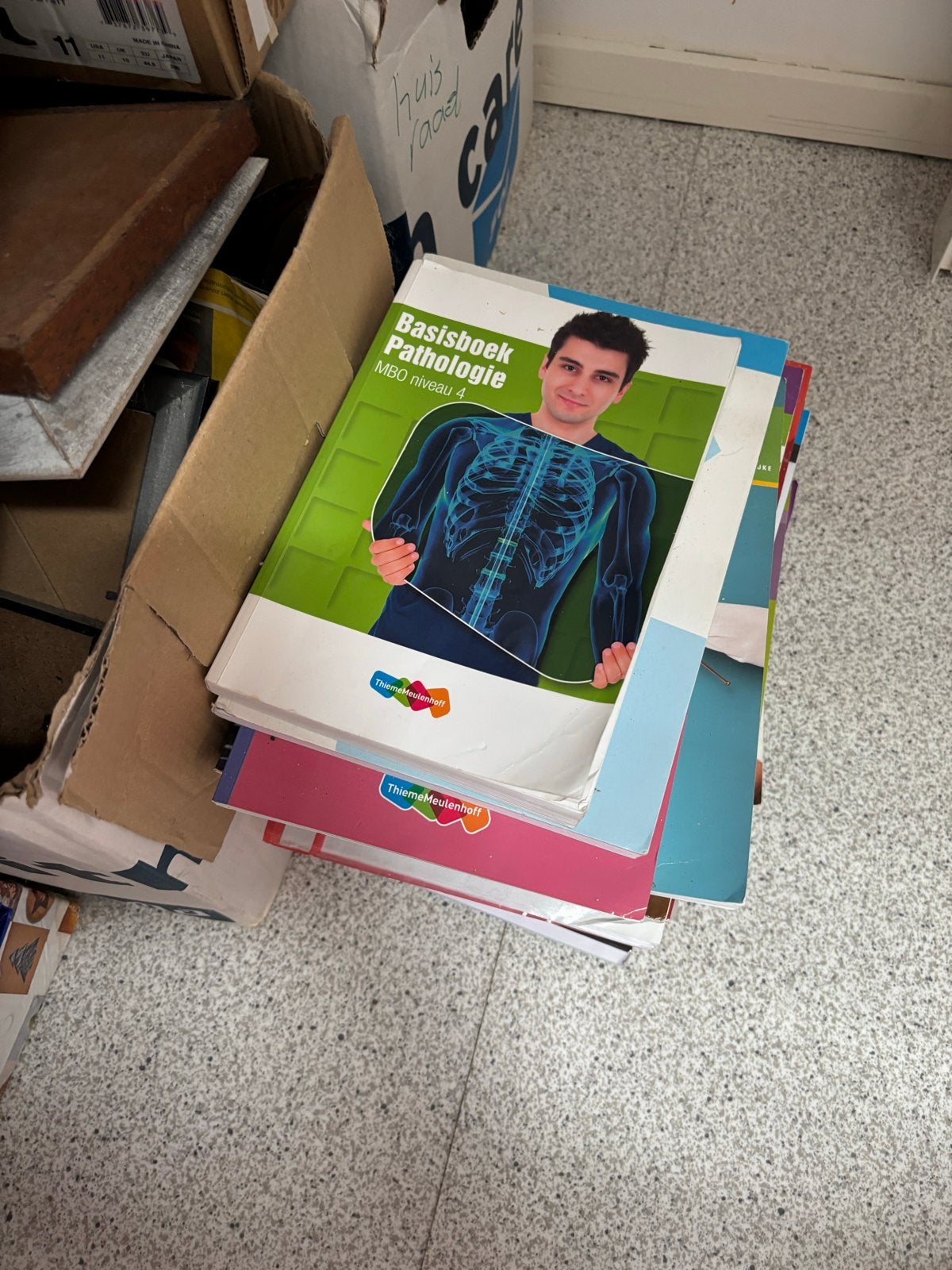 Basisboek Pathologie MBO niveau 4 - ThiemoMeulenhoff, Boeken, Ophalen of Verzenden, Zo goed als nieuw, Overige niveaus, Overige vakken