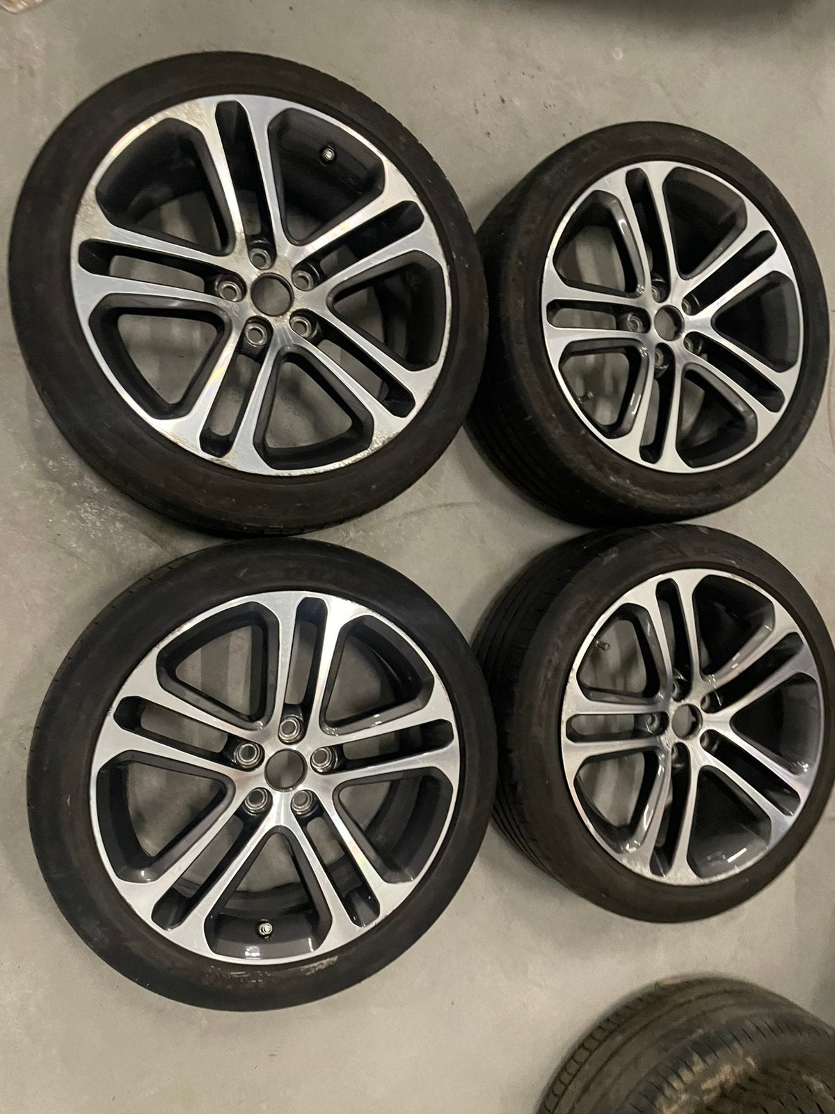 Jaguar xe wielenset 18 inch, Ophalen, 18 inch, Zomerbanden, 225 mm