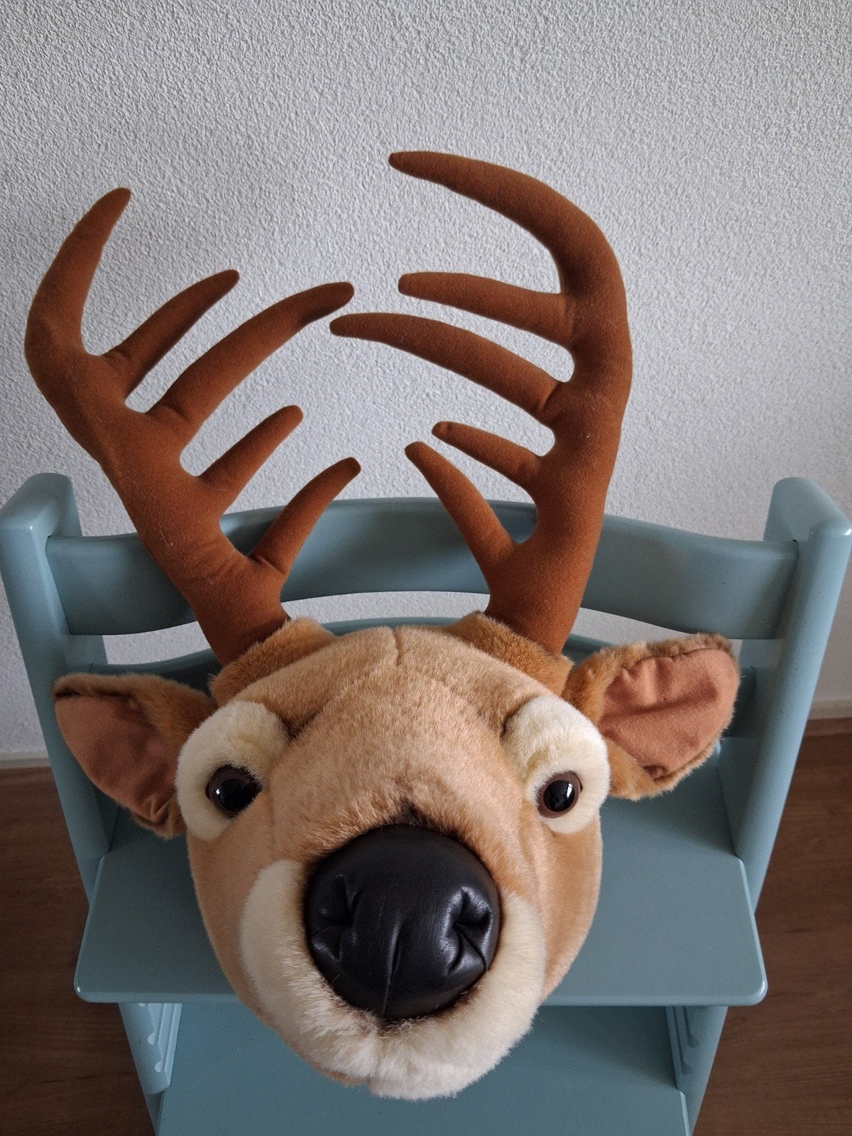 Leuke pluche hertenkop met gewei om op te hangen, Ophalen, Overige typen, Zo goed als nieuw, Middelgroot (20 tot 80 cm)