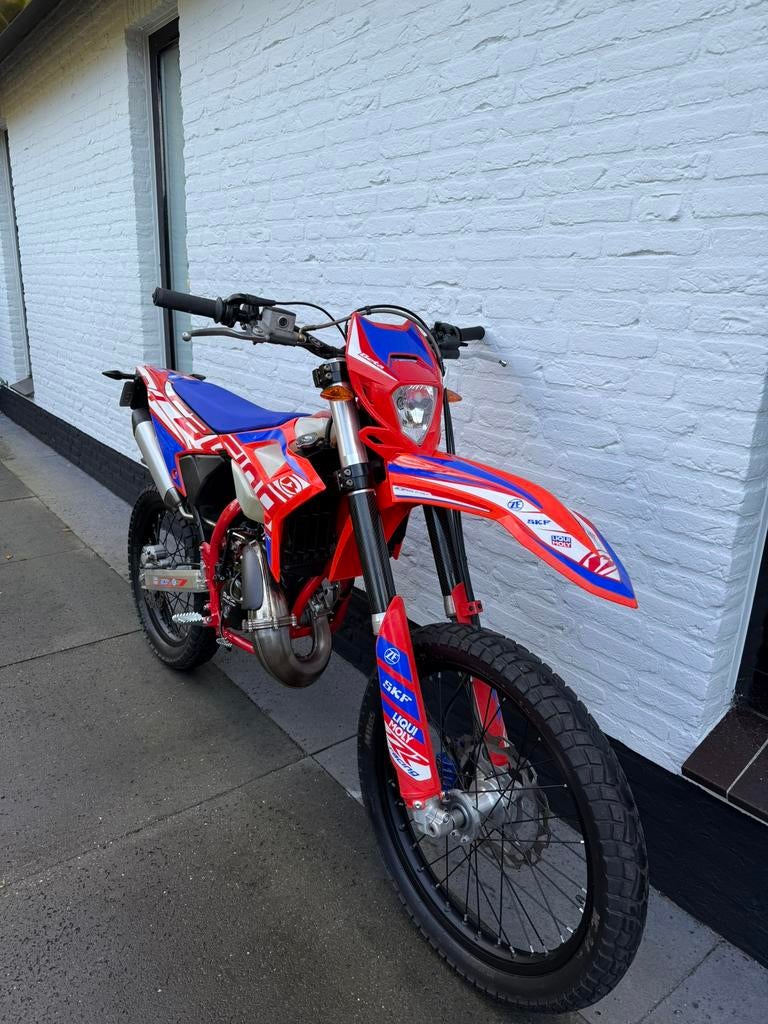 Beta RR50 Enduro Racing, 6 versnellingen, Zo goed als nieuw, 50 cc, Ophalen