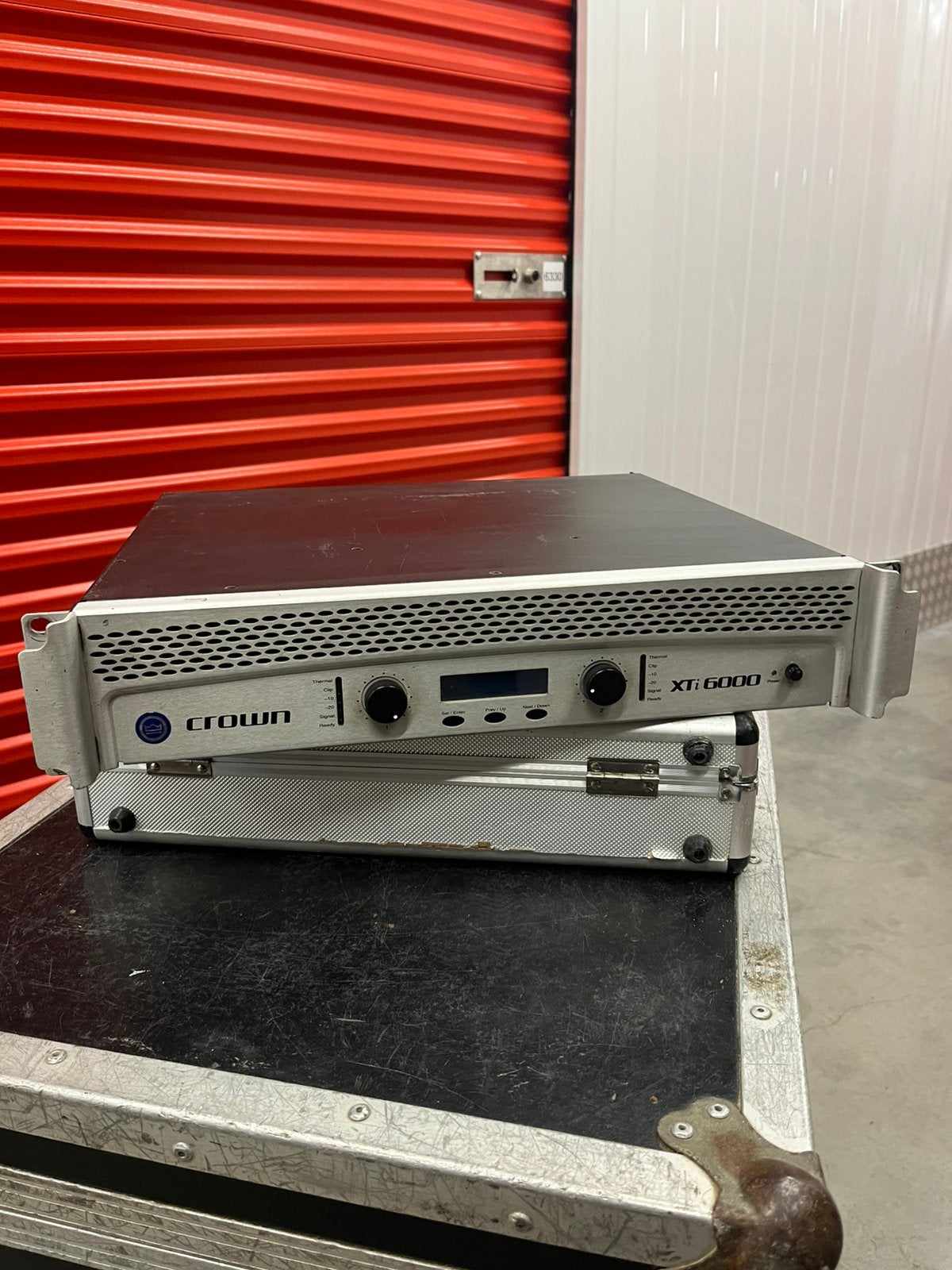 crown 6000 xti, Ophalen, Zo goed als nieuw, 120 watt of meer, Overige merken