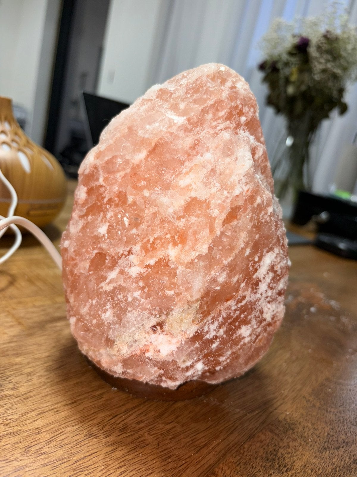 Zoutlamp amethist mineralen bergkristal, Huis en Inrichting, Lampen | Tafellampen, Ophalen of Verzenden, Zo goed als nieuw, Zoutlamp