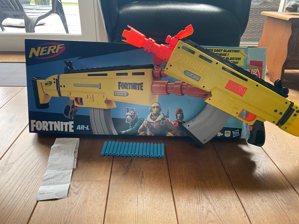 Nerf Fortnite AR-L Blaster met 19 pijltjes, Ophalen of Verzenden, Zo goed als nieuw, Elektrisch, Overige merken