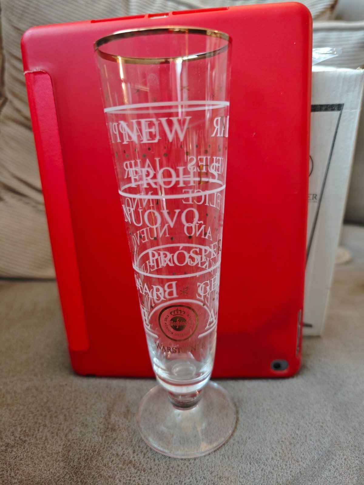 Doos met 6 nieuwe Warsteiner glazen Happy new year editie., Verzamelen, Ophalen of Verzenden, Nieuw, Glas of Glazen, Overige merken