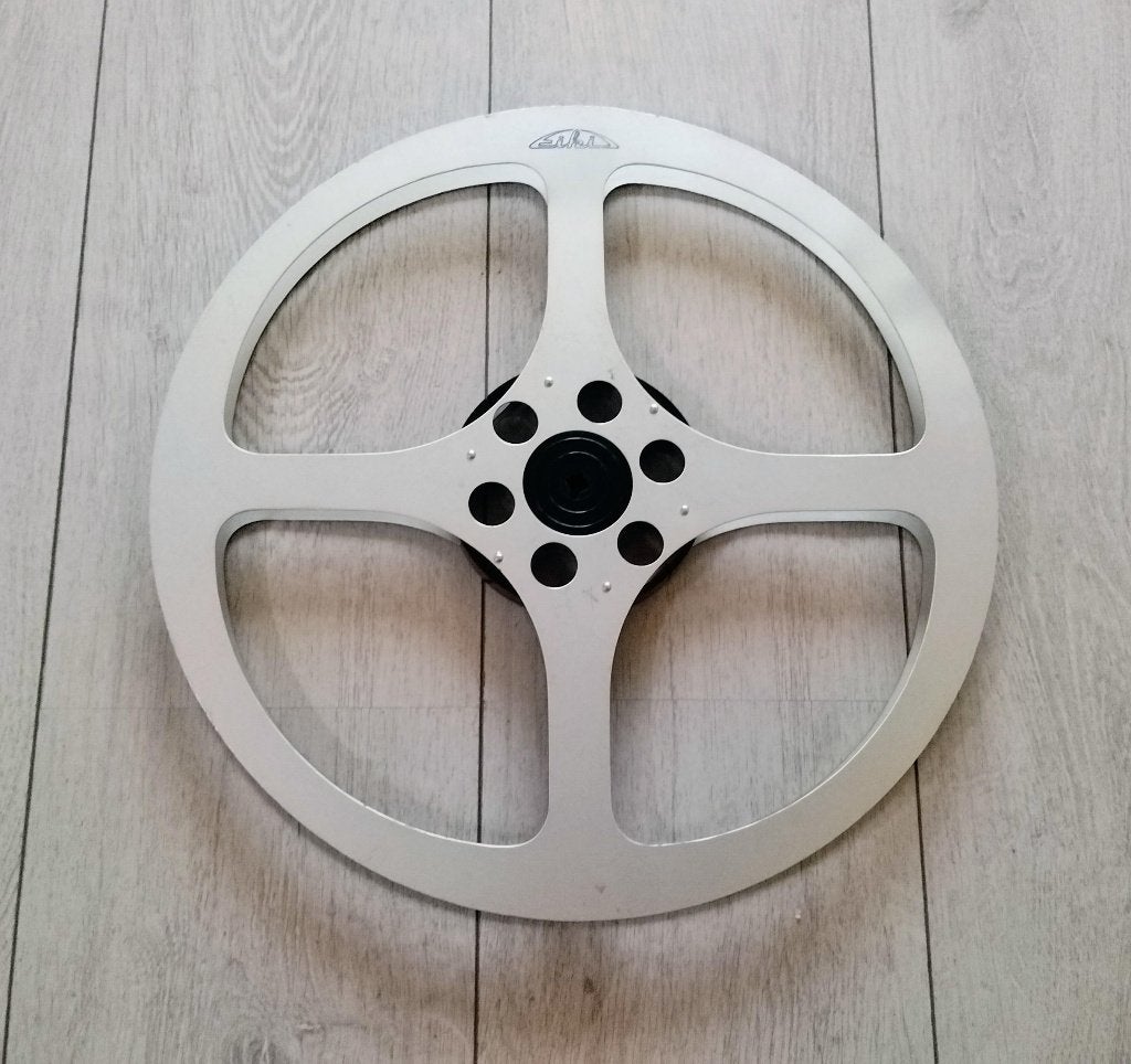 600 Meter Film Spoel voor 16 mm Eiki, Audio, Tv en Foto, Ophalen of Verzenden, 16mm film