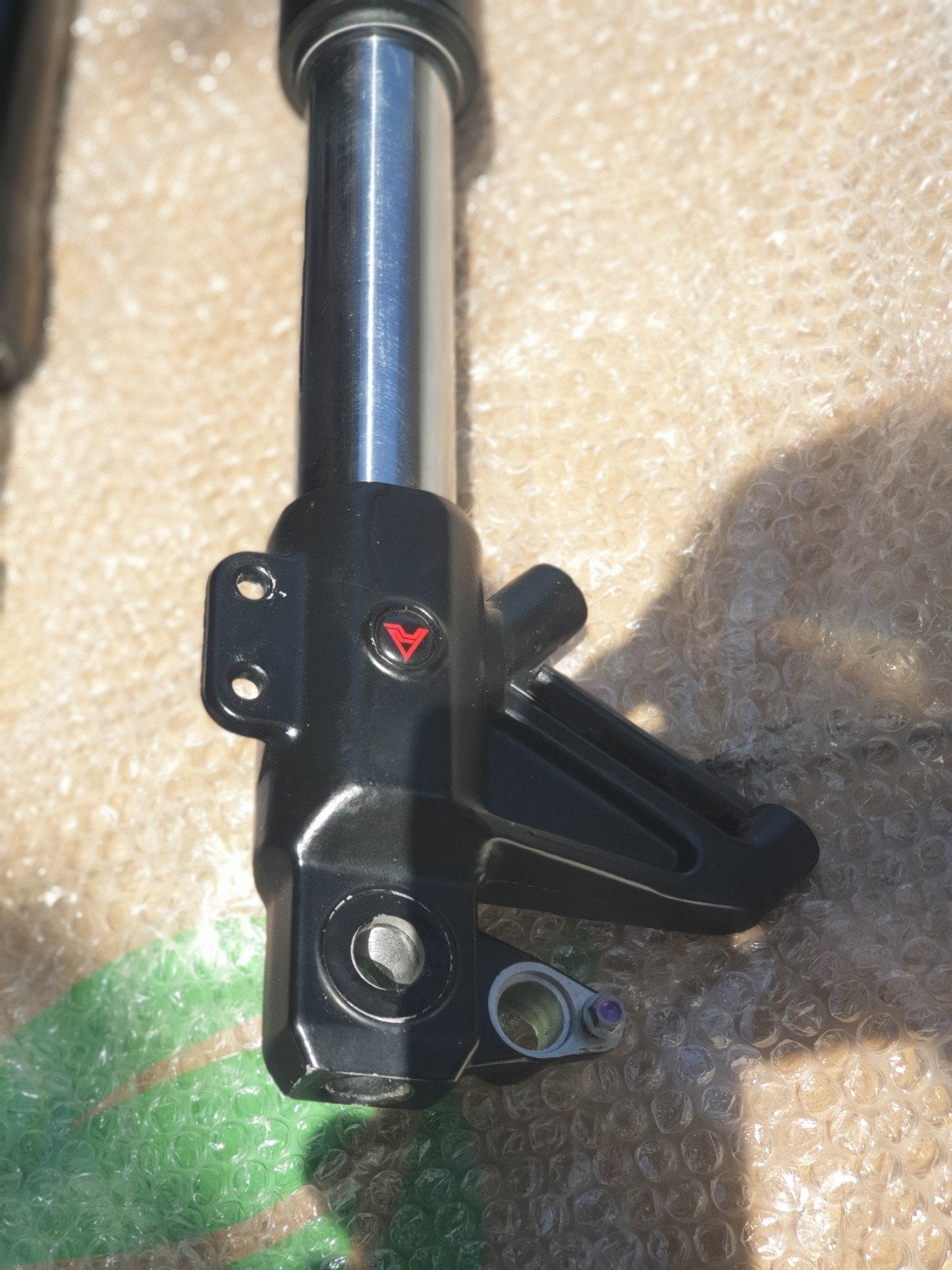 Linker vorkpoot Aprilia RS4 RS 50/125 (vanaf 2011), Ophalen of Verzenden, Zo goed als nieuw, Aprilia