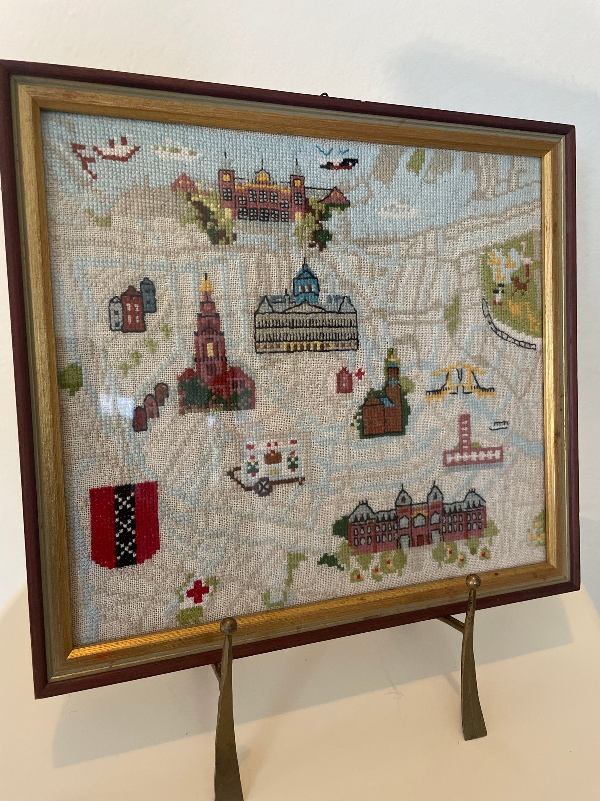 Geborduurd kunstwerk van Amsterdam in lijst, Huis en Inrichting, Minder dan 50 cm, Overige typen, Ophalen of Verzenden, Zo goed als nieuw
