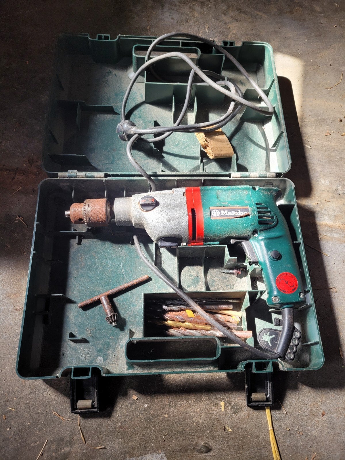 Metabo Boormachine met Koffer en Boren - Gebruikt, Variabele snelheid, Ophalen, Boormachine, Gebruikt
