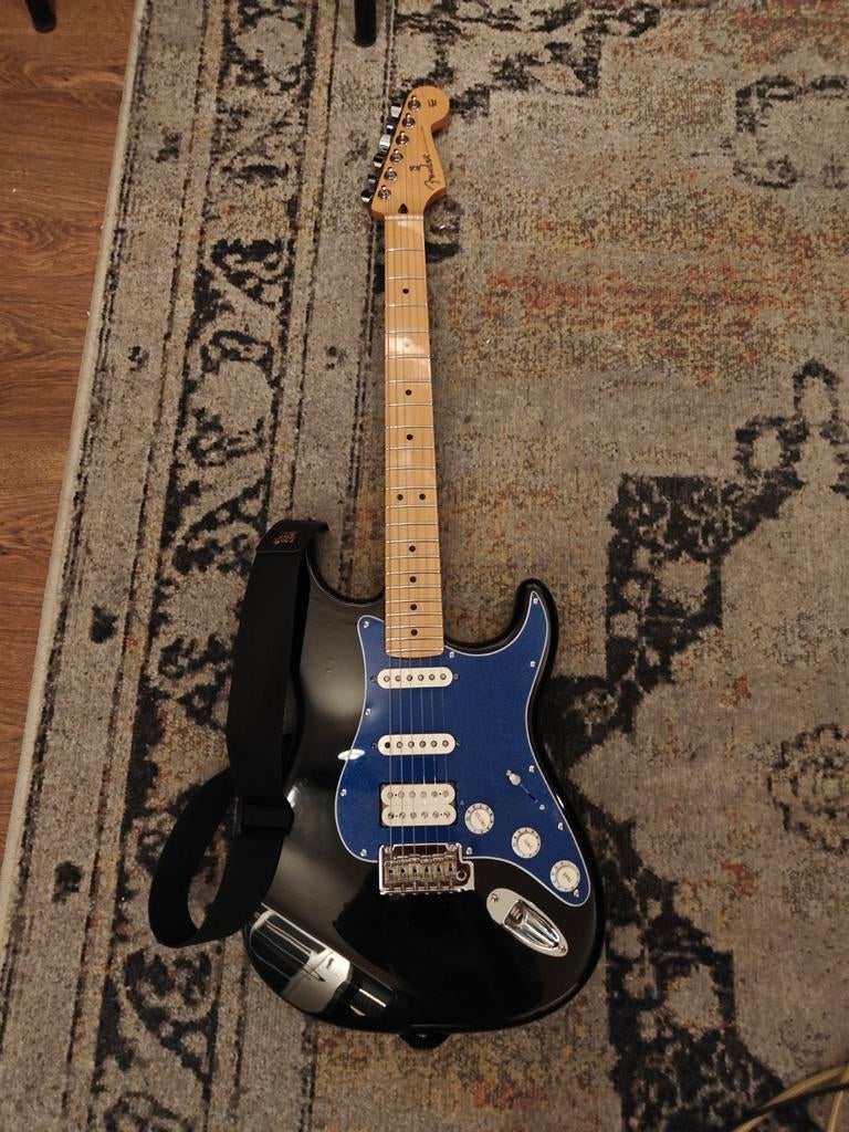 Fender Stratocaster (Mexicaans) Zwart/Blauw, Ophalen of Verzenden, Zo goed als nieuw, Solid body, Fender