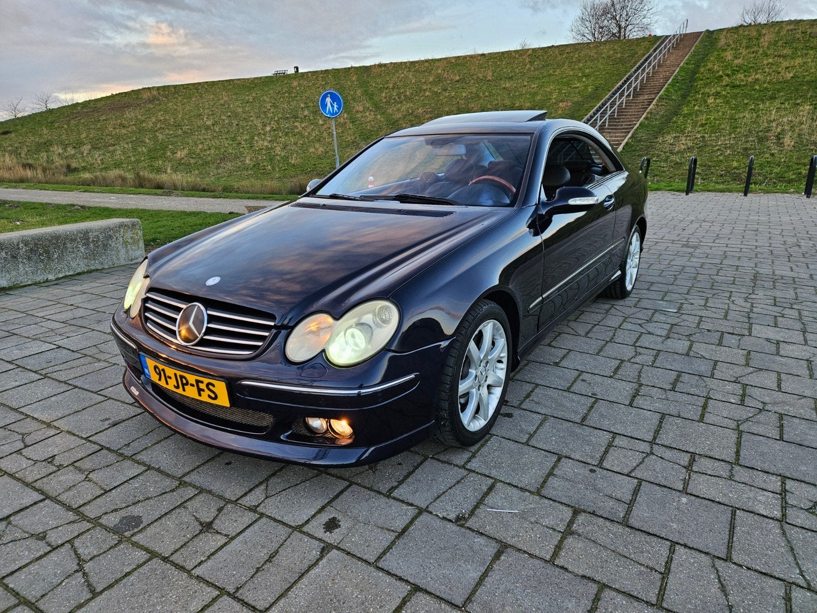 Mercedes CLK 240 AMG BRABUS bomvol NOOIT BEZUINIGD, Automaat, Achterwielaandrijving, 2597 cc, Particulier
