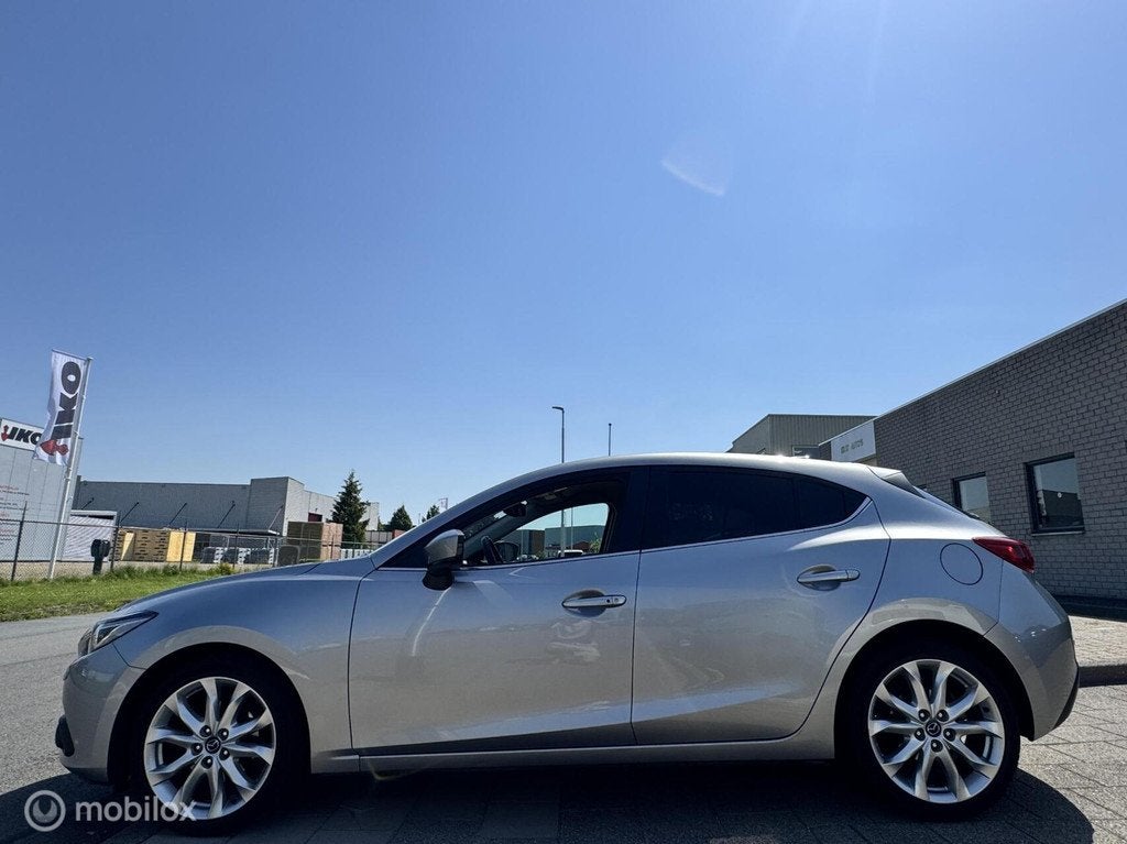 Mazda 3 2.0 GT-M|Head-up Xenon LED Keyless Bose, Auto's, Mazda, Voorwielaandrijving, 4 cilinders, Bedrijf, Handgeschakeld