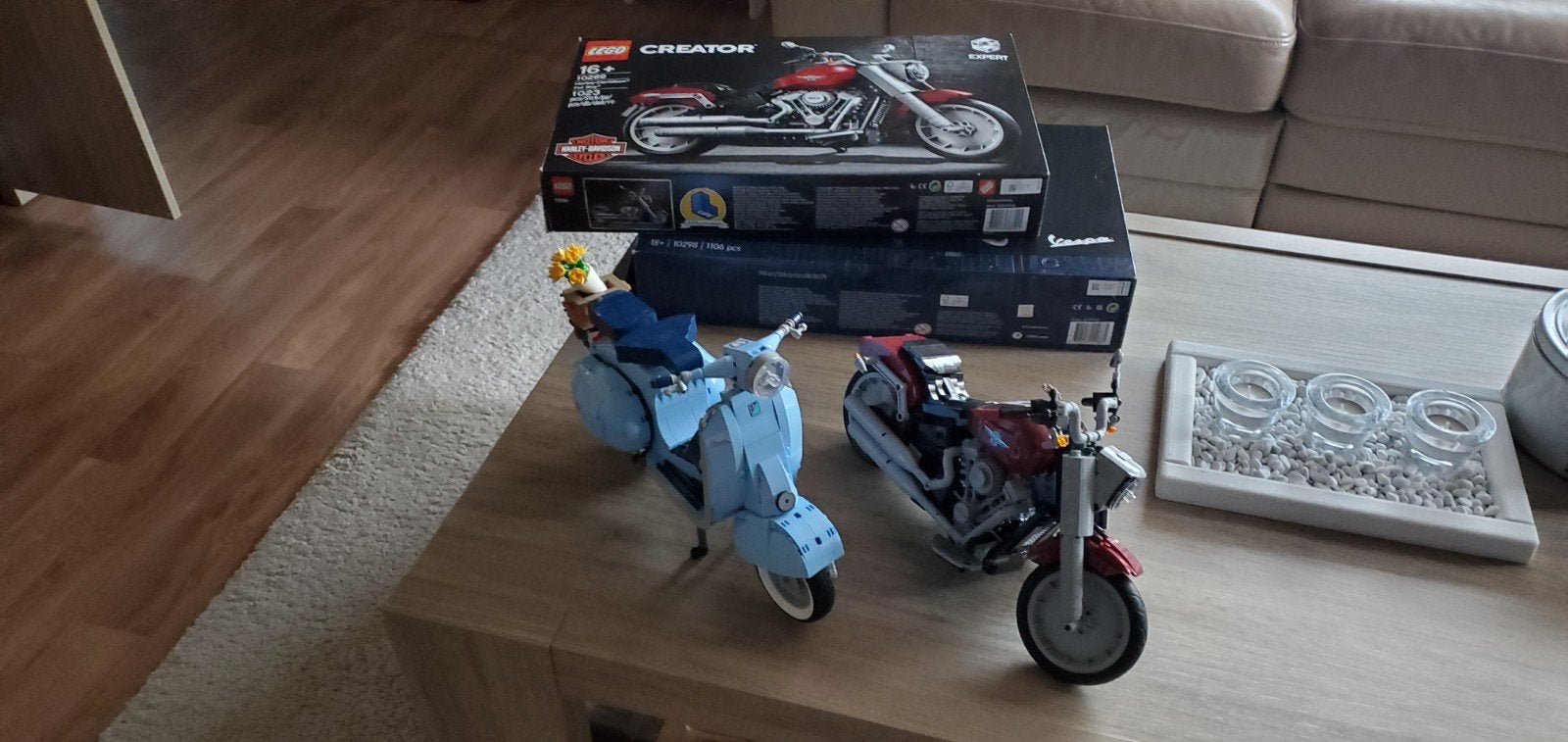 Lego 10269 Harley Davidson
Met doos , boekjes en spareparts., Ophalen