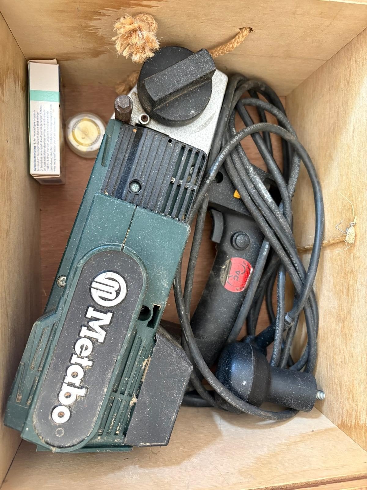 Metabo Bandschuurmachine Ba E 0876 Signal, Doe-het-zelf en Verbouw, Gereedschap | Schuurmachines, Gebruikt, Bandschuurmachine