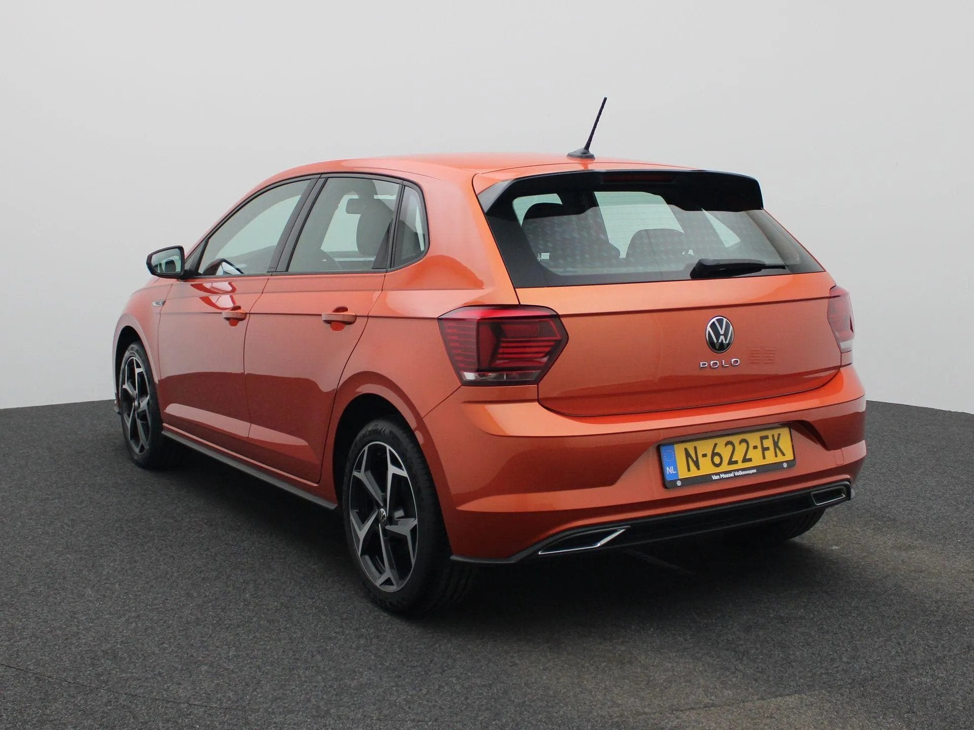 Volkswagen Polo 1.0 TSI R-Line (bj 2021), Private lease, 1063 kg, Gebruikt, 49 €/maand