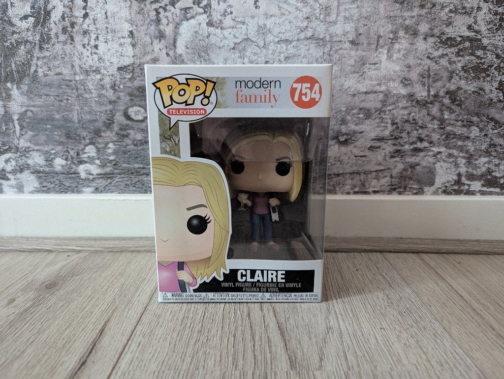 Funko Pop!: Claire [nr. 754], Ophalen of Verzenden, Zo goed als nieuw