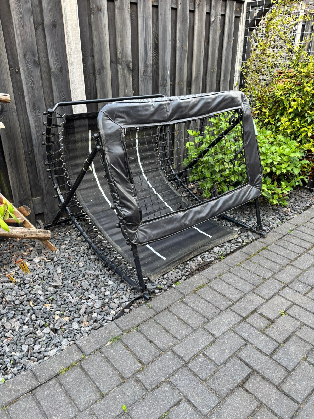 EXIT Kickback rebounder 124x90cm, Ophalen, Gebruikt