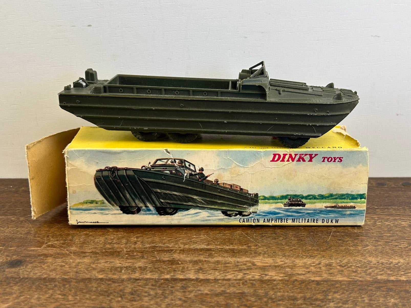 Dinky Toys 825 Camion Amphibie Militaire DUKW, Ophalen of Verzenden, Zo goed als nieuw, Overige typen, Dinky Toys